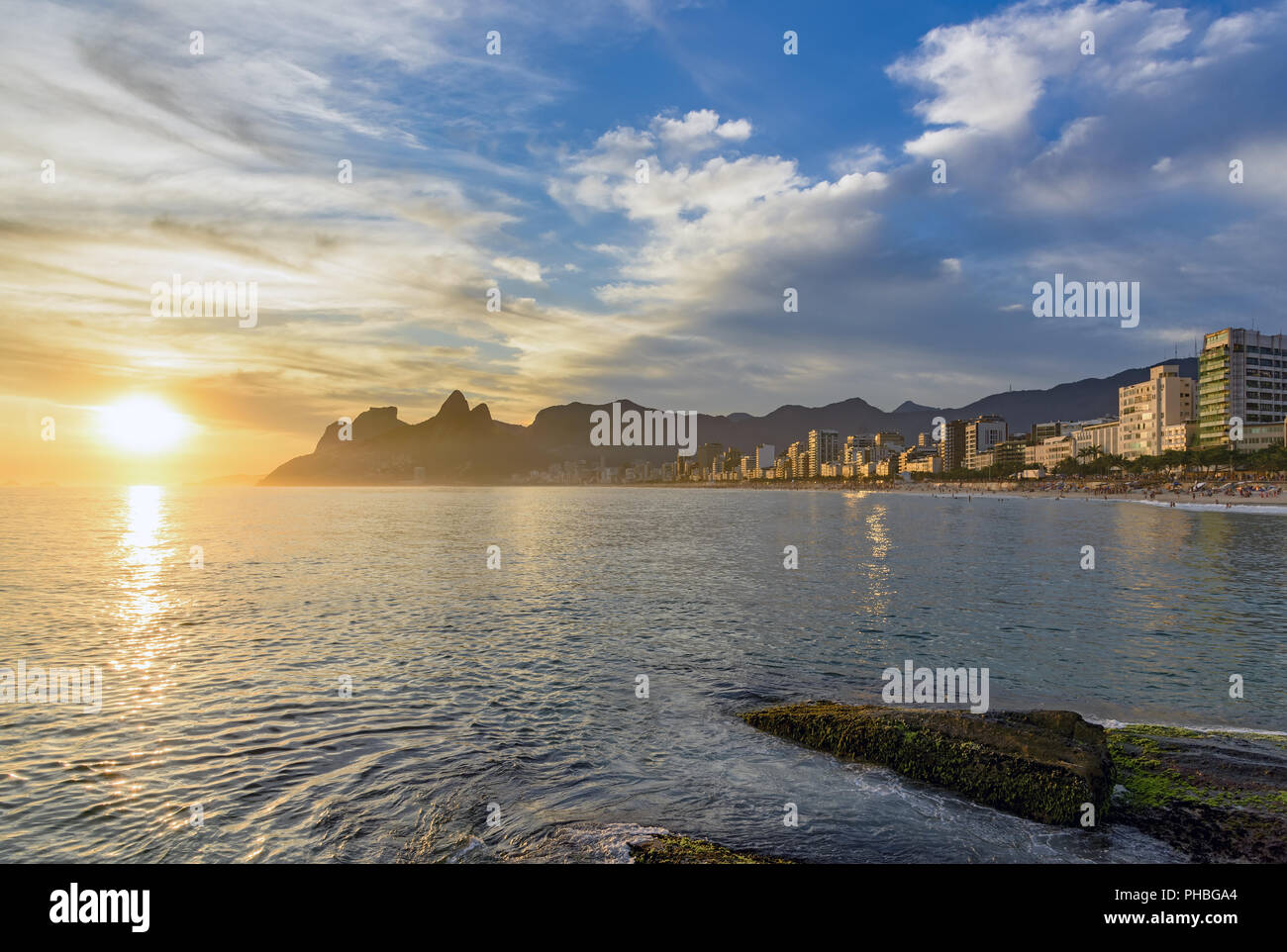 Tramonto a Arpoador e spiagge di Ipanema Foto Stock