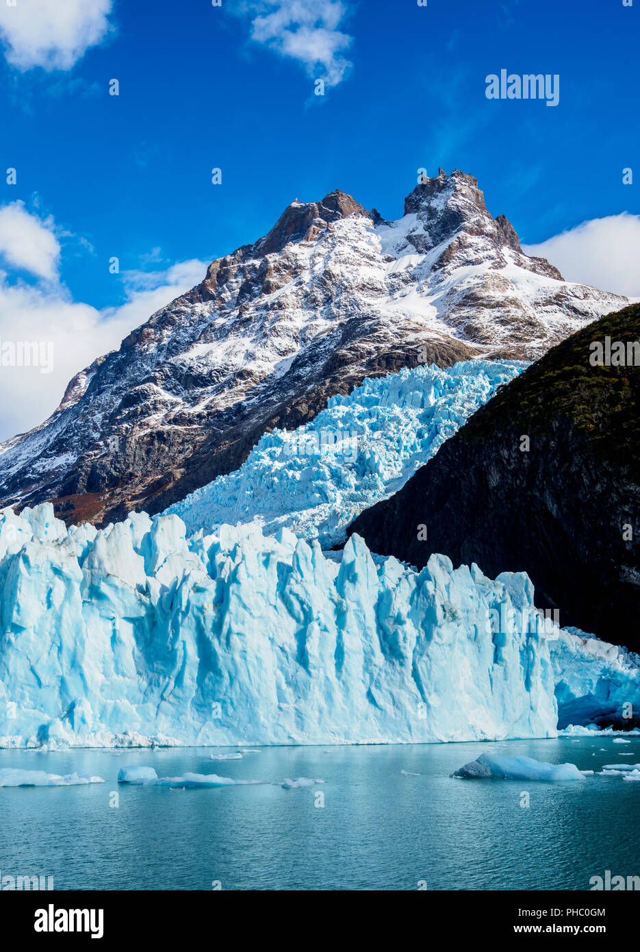 Il Ghiacciaio Spegazzini, parco nazionale Los Glaciares, Sito Patrimonio Mondiale dell'UNESCO, Santa Cruz Provincia, Patagonia, Argentina, Sud America Foto Stock Il Ghiacciaio Spegazzini, parco nazionale Los Glaciares, Sito Patrimonio Mondiale dell'UNESCO, Santa Cruz Provincia, Patagonia, Argentina, Sud America Foto Stock