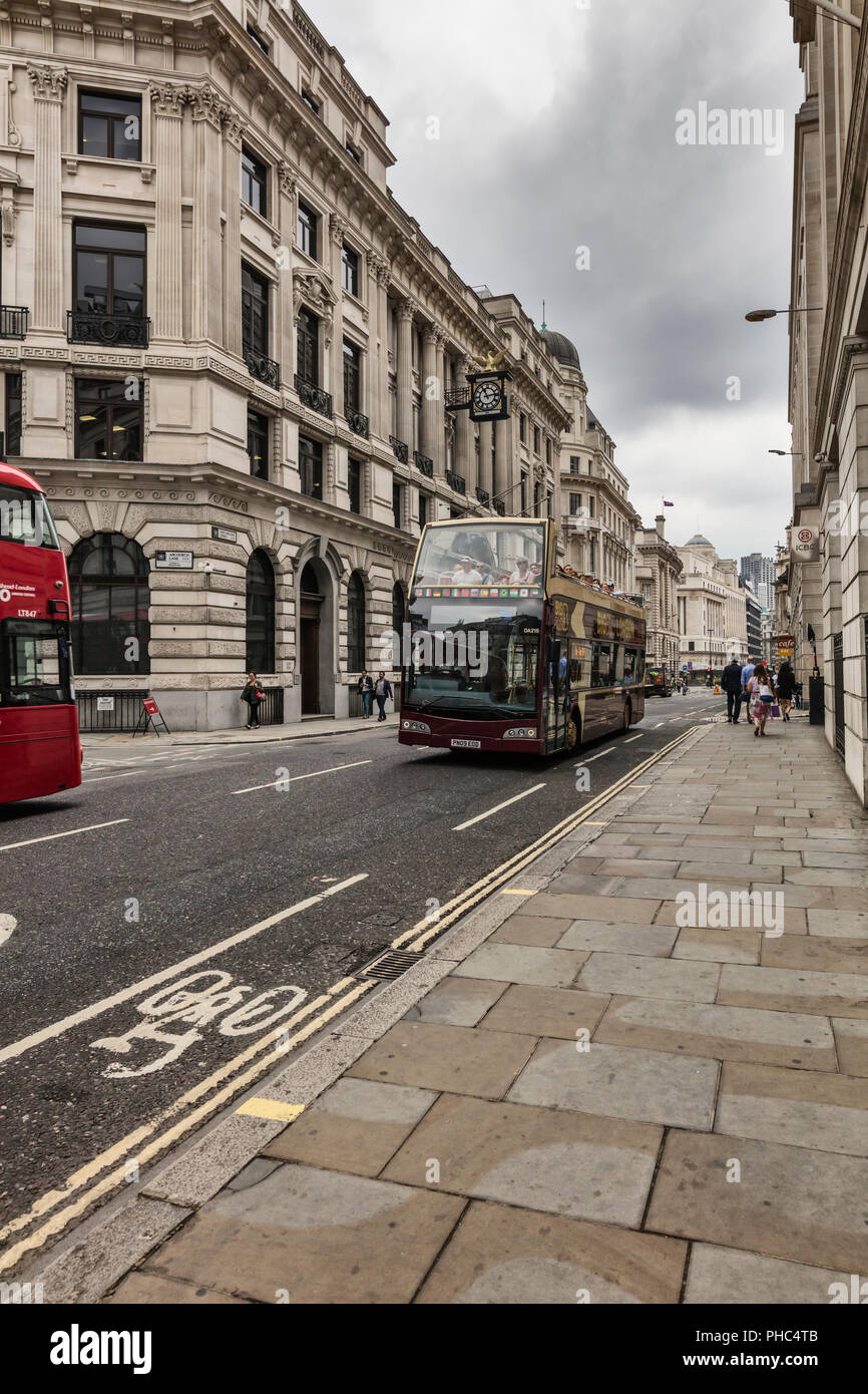 Autobus turistico, King William Street, London, England, Regno Unito Foto Stock