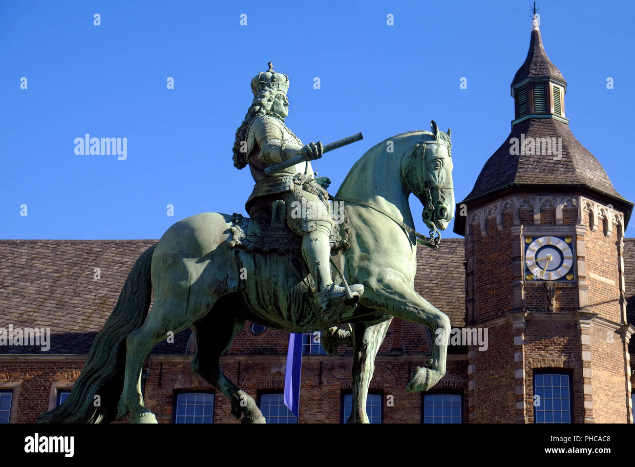 Dusseldorf, Vecchio Municipio e Jan-Wellem-monumento Foto Stock