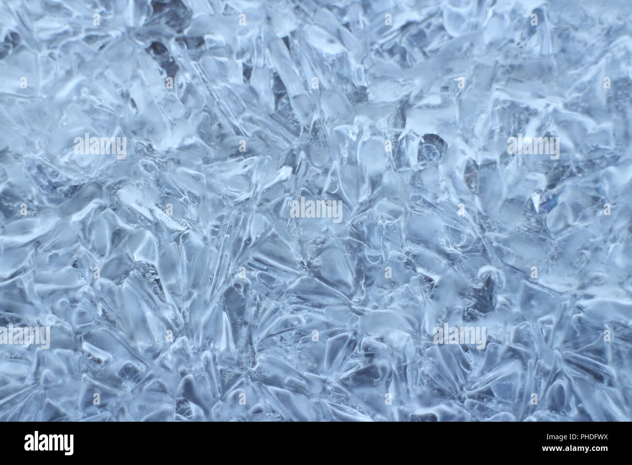 Grandi cristalli di ghiaccio di acqua congelata Foto Stock