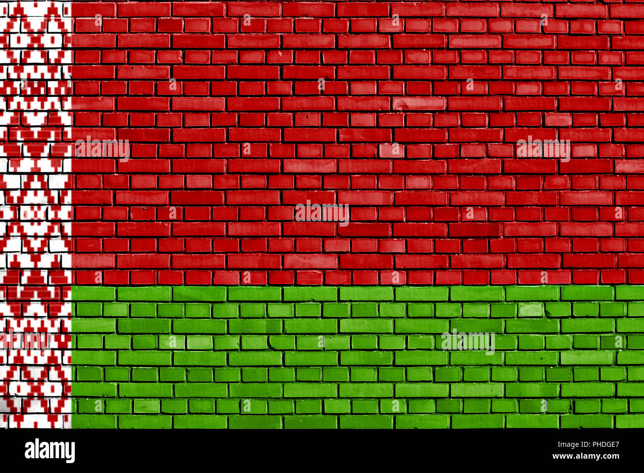 Bandiera della Bielorussia dipinta su un muro di mattoni Foto Stock