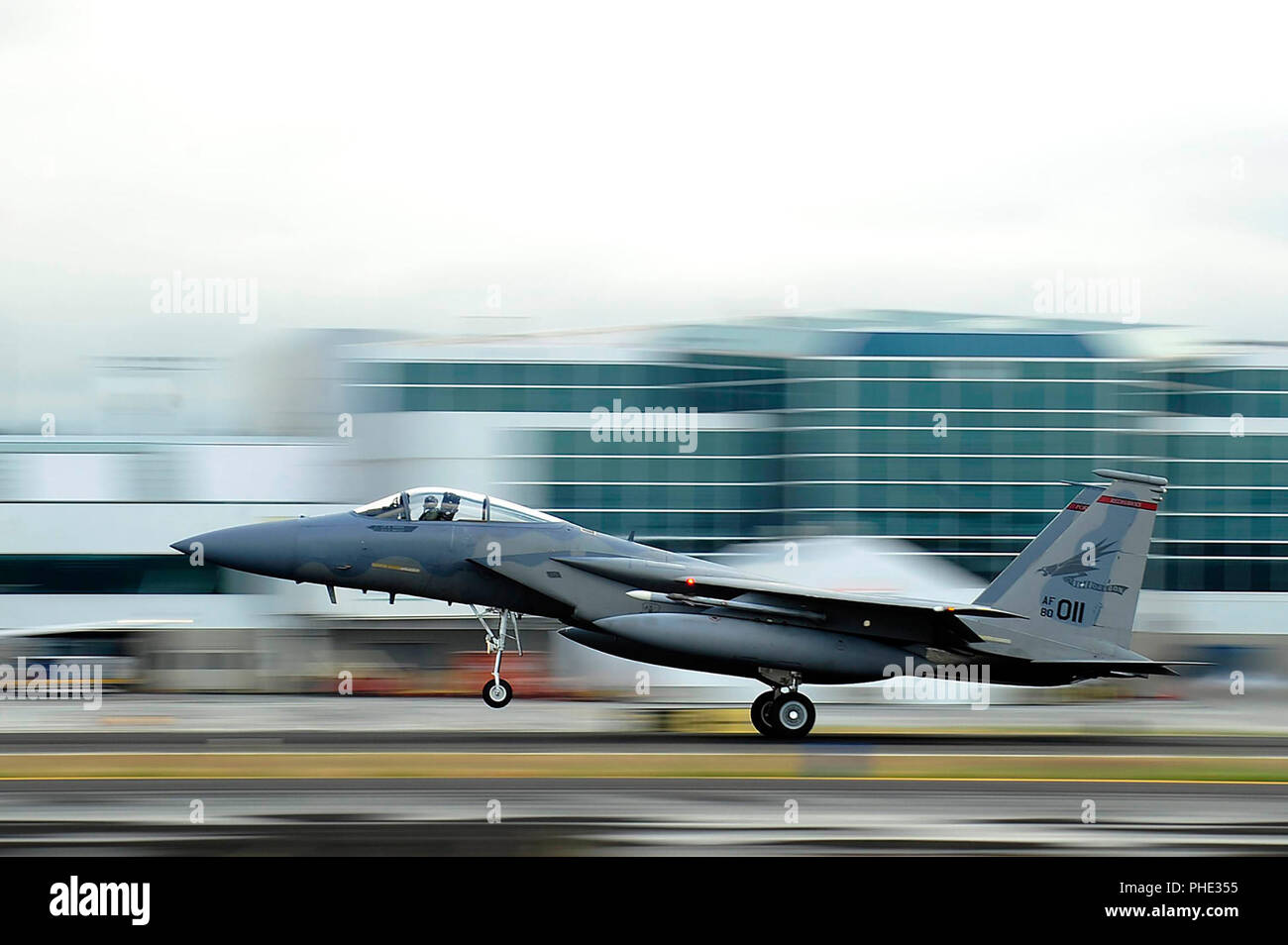 Oregon Air National Guard il 142th Fighter Wing F-15 Aquile decollare servirà come interceptor durante l'esercizio, amalgama Dart 2009. Foto Stock