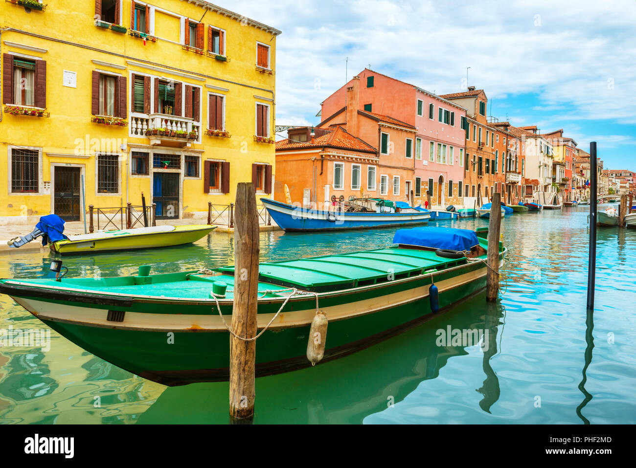 Barche sul Canal Grande a Venezia, Italia Foto Stock