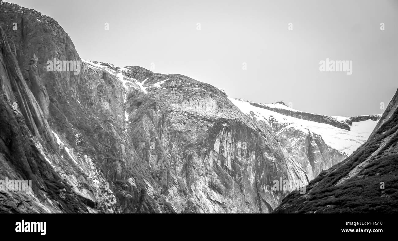 Ghiacciaio e paesaggi di montagna in bello e selvaggio e Alaska Foto Stock
