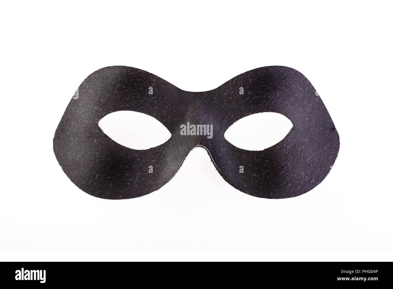 Black Masquerade Mask su uno sfondo bianco. Studio shot Foto Stock