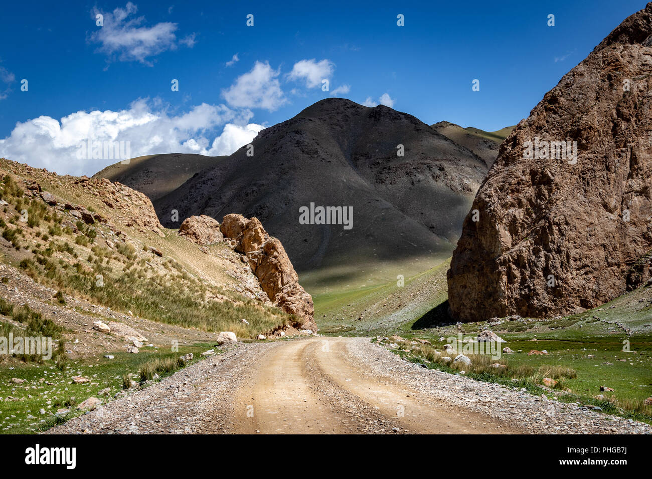 Viaggio in giro per il Kirghizistan e la sua natura e paesaggi nel giugno 2018 Foto Stock