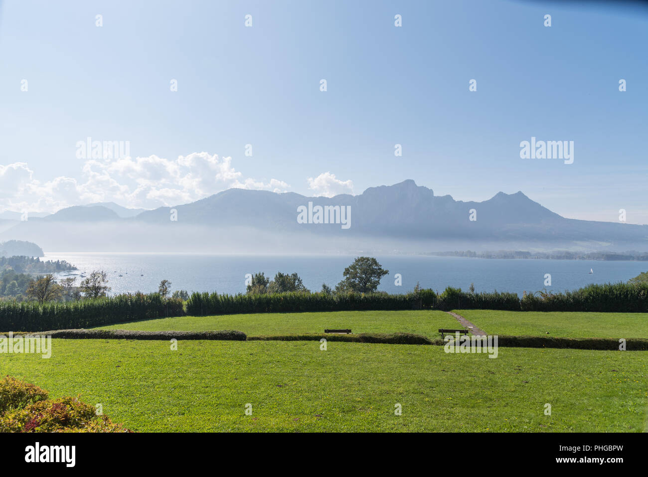 Mondsee in Austria - destinazione per vacanze Lake District Foto Stock