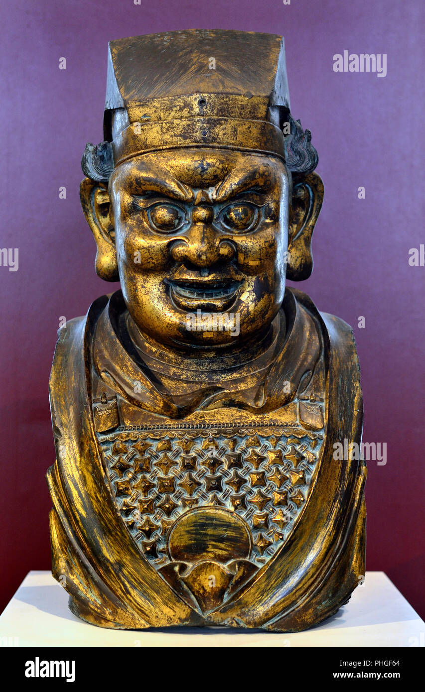 Gilt-testa in bronzo del tutore buddista figura. Cinese, Dinastia Yuan (1300-50) British Museum, Bloomsbury, Londra, Inghilterra, Regno Unito. Foto Stock