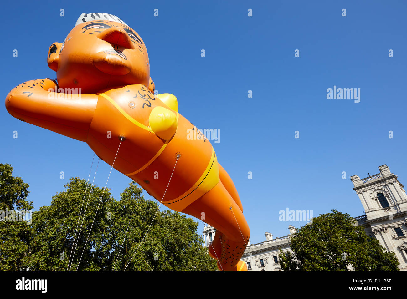 London, Regno Unito - 1 Settembre 2018: un pallone del sindaco di Londra Sadiq Khan è volato in piazza del Parlamento a rendere sicuro di Londra protesta. Credito: Kevin Frost/Alamy Live News Foto Stock