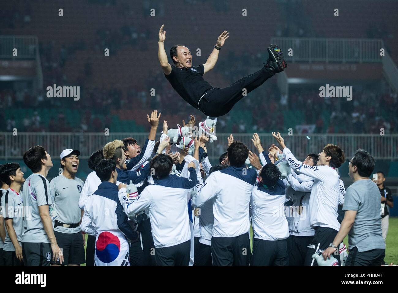 Bogor. 1 Sep, 2018. I giocatori della Corea del Sud festeggiano dopo uomini della finale di calcio al XVIII Giochi Asiatici in Bogor, Indonesia il 7 settembre 1, 2018. Credito: Wu Zhuang/Xinhua/Alamy Live News Foto Stock