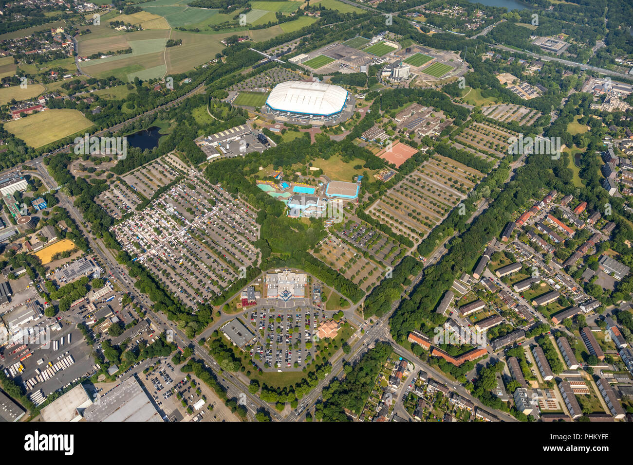 Vista aerea, Parco Arena Gelsenkirchen, Veltins-Arena, Arena AufSchalke di Gelsenkirchen è lo stadio di calcio tedesco del club di calcio FC Schalke 04, Foto Stock