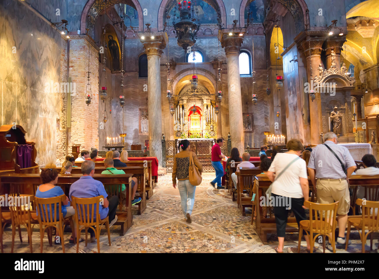 Interno della famosa Basilica di San Marco Foto Stock