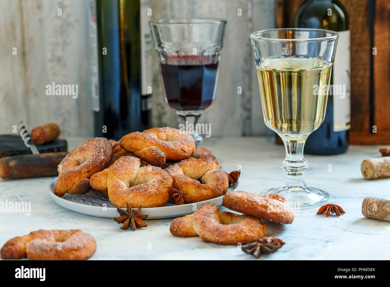 Italiani tradizionali ciambelle di vino (ciambelle al vino). Foto Stock