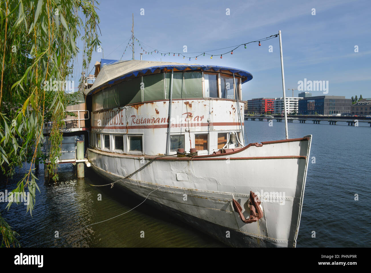 MS Partyschiff Hoppetosse, Eichenstrasse, Treptow, Berlino, Deutschland Foto Stock