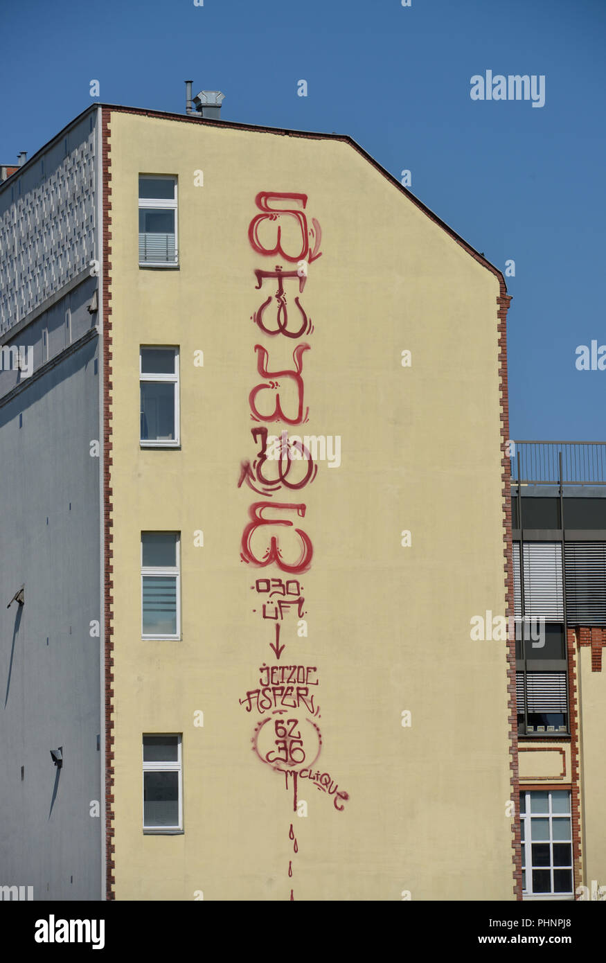 Brandmauer Graffiti, Crellestrasse, Schoeneberg, Berlino, Deutschland Foto Stock