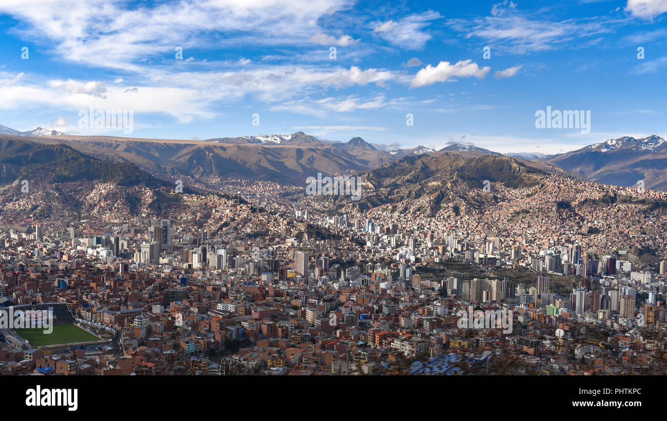 Vedute panoramiche di tutta la città di La Paz in Bolivia Foto Stock