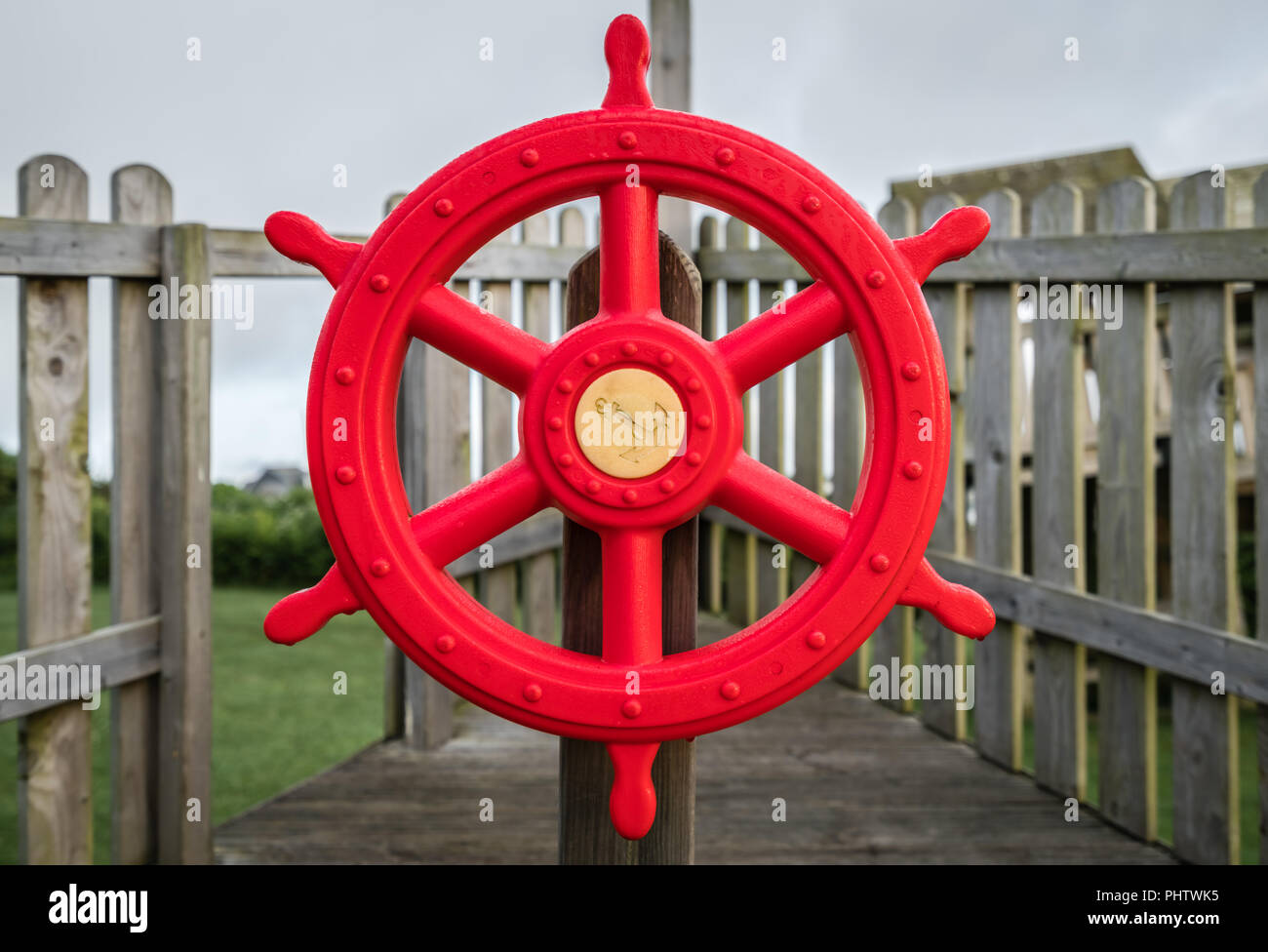 Rosso giocattolo di legno nave volante Foto Stock