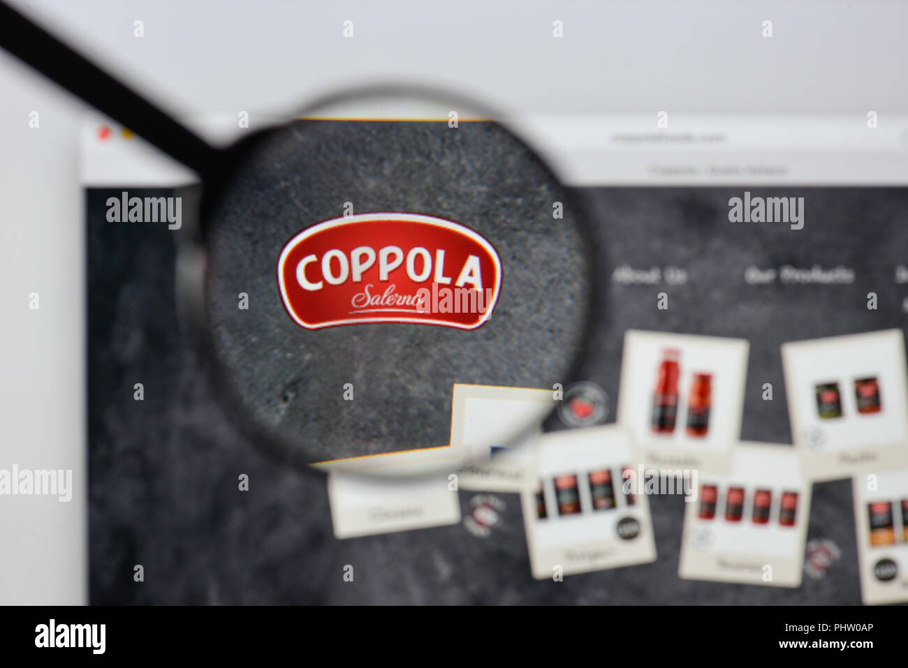 Milano, Italia - 20 agosto 2018: Coppola alimenti website homepage. Coppola alimenti logo visibile. Foto Stock