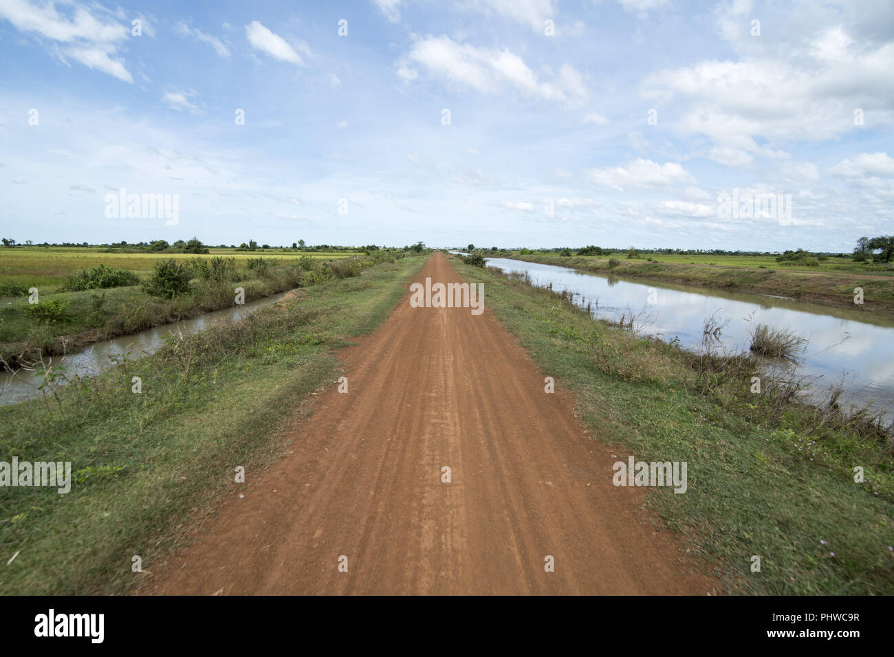 Cambogia Kampong Thom agricoltura canale d'acqua Foto Stock
