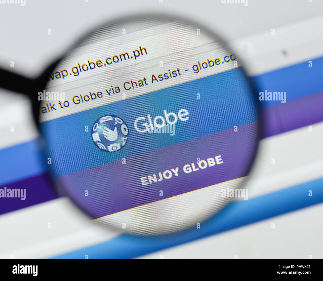 Milano, Italia - 20 agosto 2018: Globe Telecom website homepage. Globe Telecom logo visibile. Foto Stock
