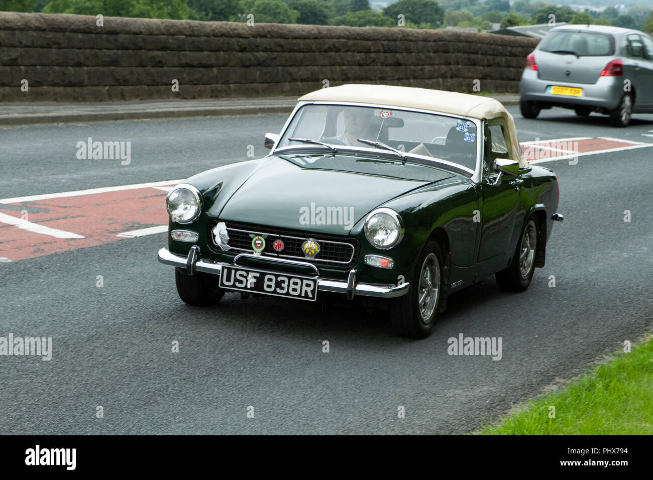 MG Midget verde 1500 a Hoghton Tower classico annuale vintage auto da rally, REGNO UNITO Foto Stock