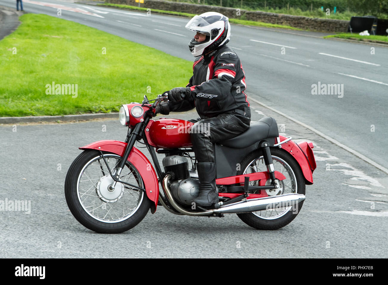 Trionfo classico moto moto Hoghton Tower annuale di classic vintage rally auto Foto Stock