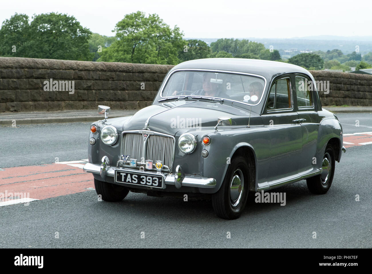 Rover grigio 60 A Hoghton Tower classico annuale vintage auto da rally, REGNO UNITO Foto Stock