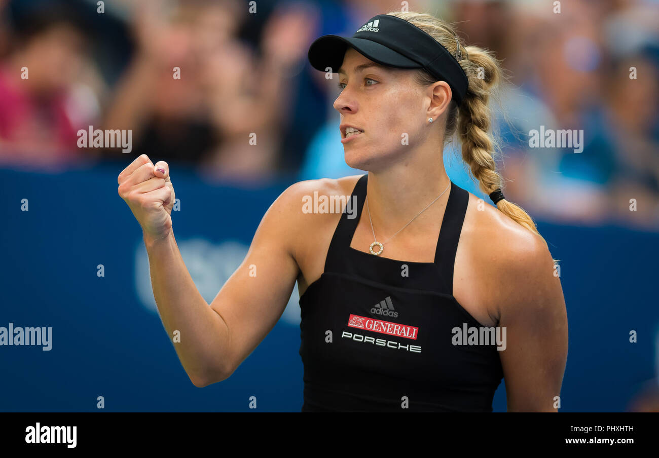 1 settembre 2018 - Angelique Kerber della Germania in azione durante il suo terzo round in abbinamento al 2018 US Open Grand Slam torneo di tennis. New York, Stati Uniti d'America. Settembre 02th, 2018. Credit: AFP7/ZUMA filo/Alamy Live News Foto Stock