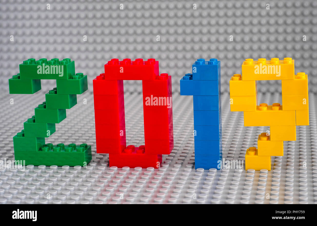 Tambov, Federazione Russa - Settembre 02, 2018 Nuovo anno 2019 concept di Lego. Studio shot. Foto Stock