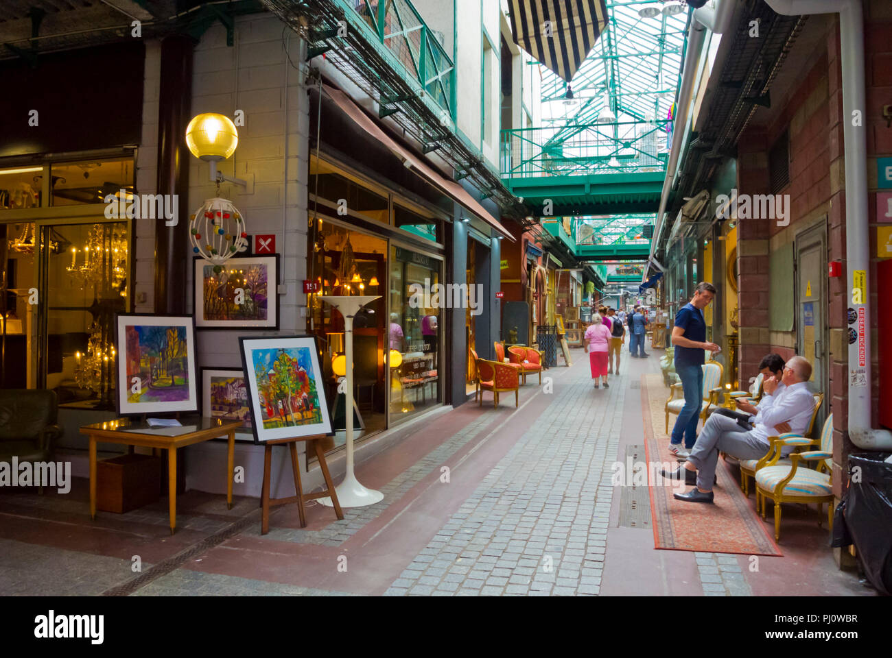 Marche Dauphine, Marche aux Puces, Saint-Ouen, Parigi, Francia Foto Stock