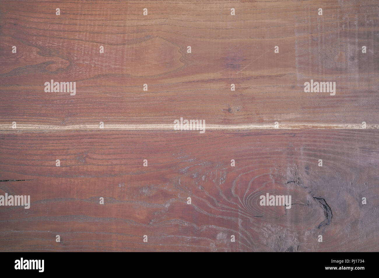 La texture di legno ciliegio sul vecchio tavolo Foto Stock
