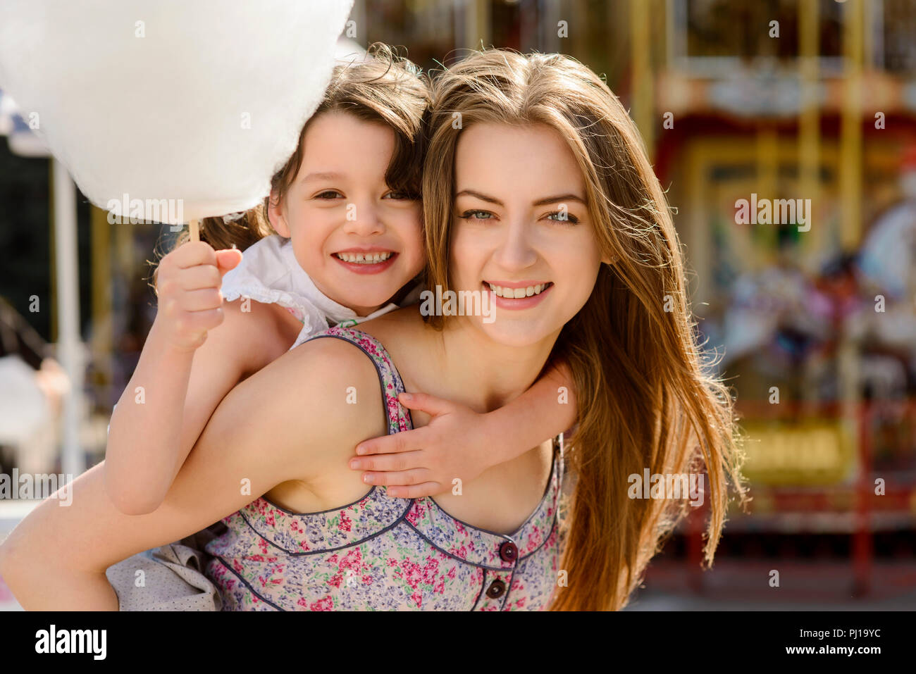 Sentimenti positivi tra fratelli germani Foto Stock