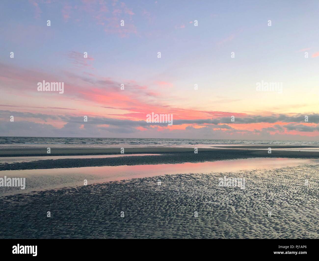 Spiaggia al tramonto, Rindby Strand, Fanoe, Jutland, Danimarca Foto Stock
