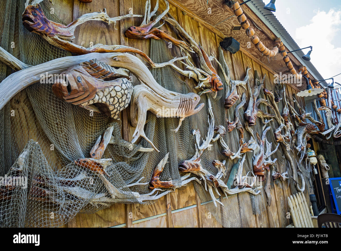 Clarks Fish Camp è un esclusivo e rustico ristorante di pesce si trova sul Julington Creek, un affluente del fiume del St Johns a Jacksonville, in Florida. Foto Stock