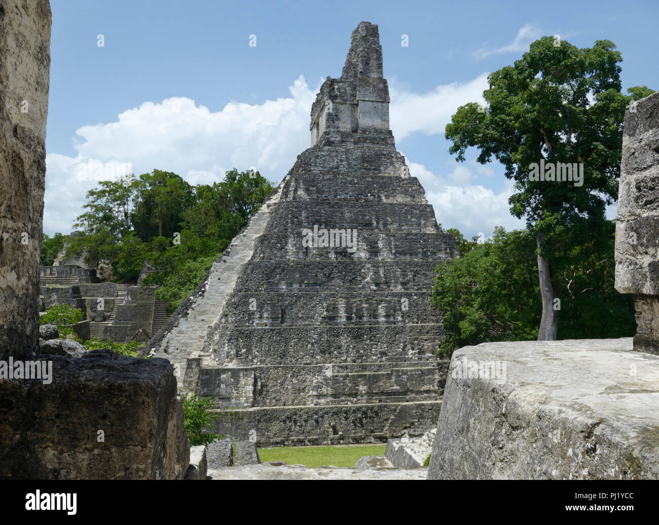 Tikal, rovine Maya, Guatemala con astina 1 Foto Stock