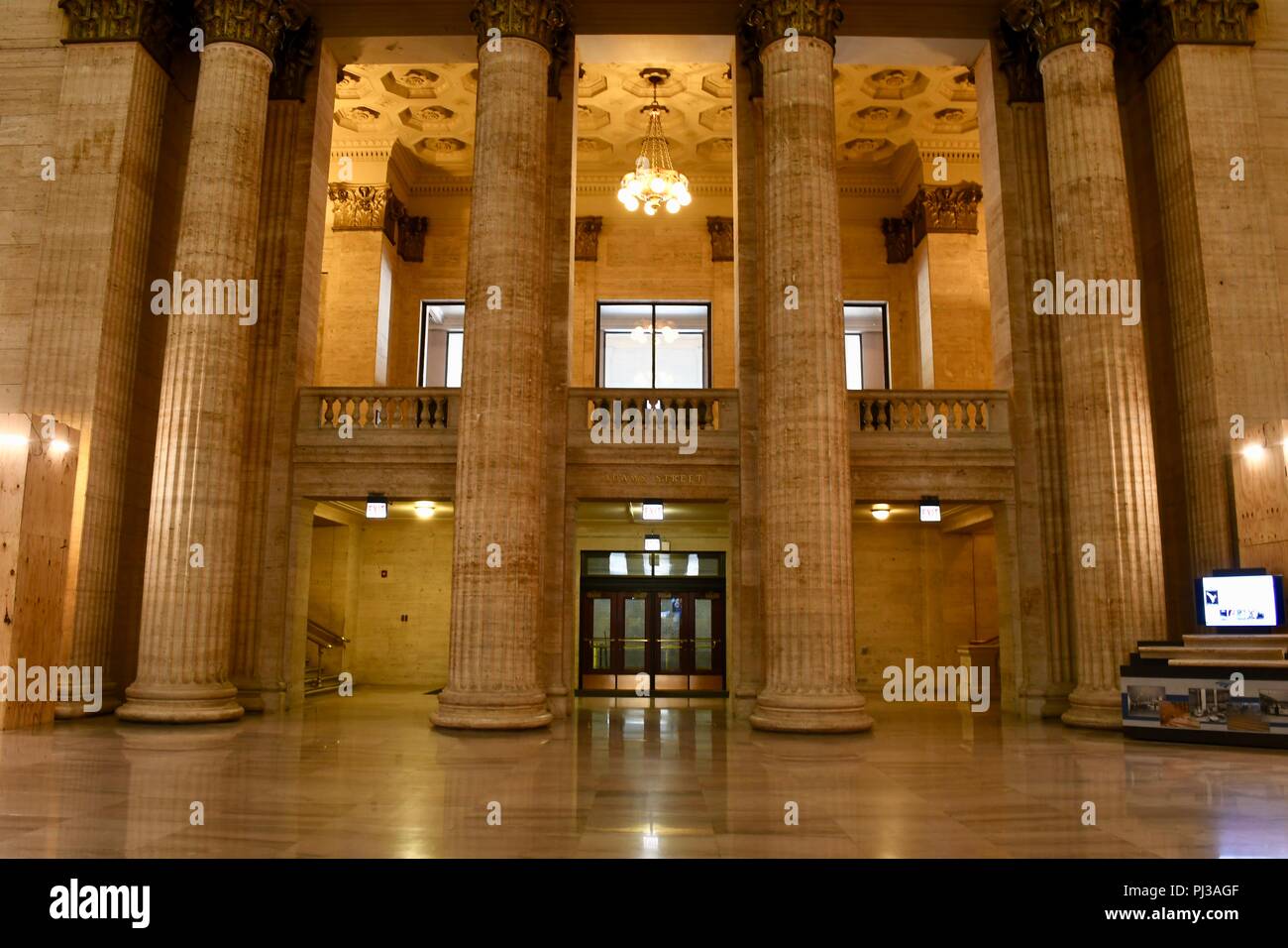Adam's Street, uscire in Chicago's Union Station Foto Stock