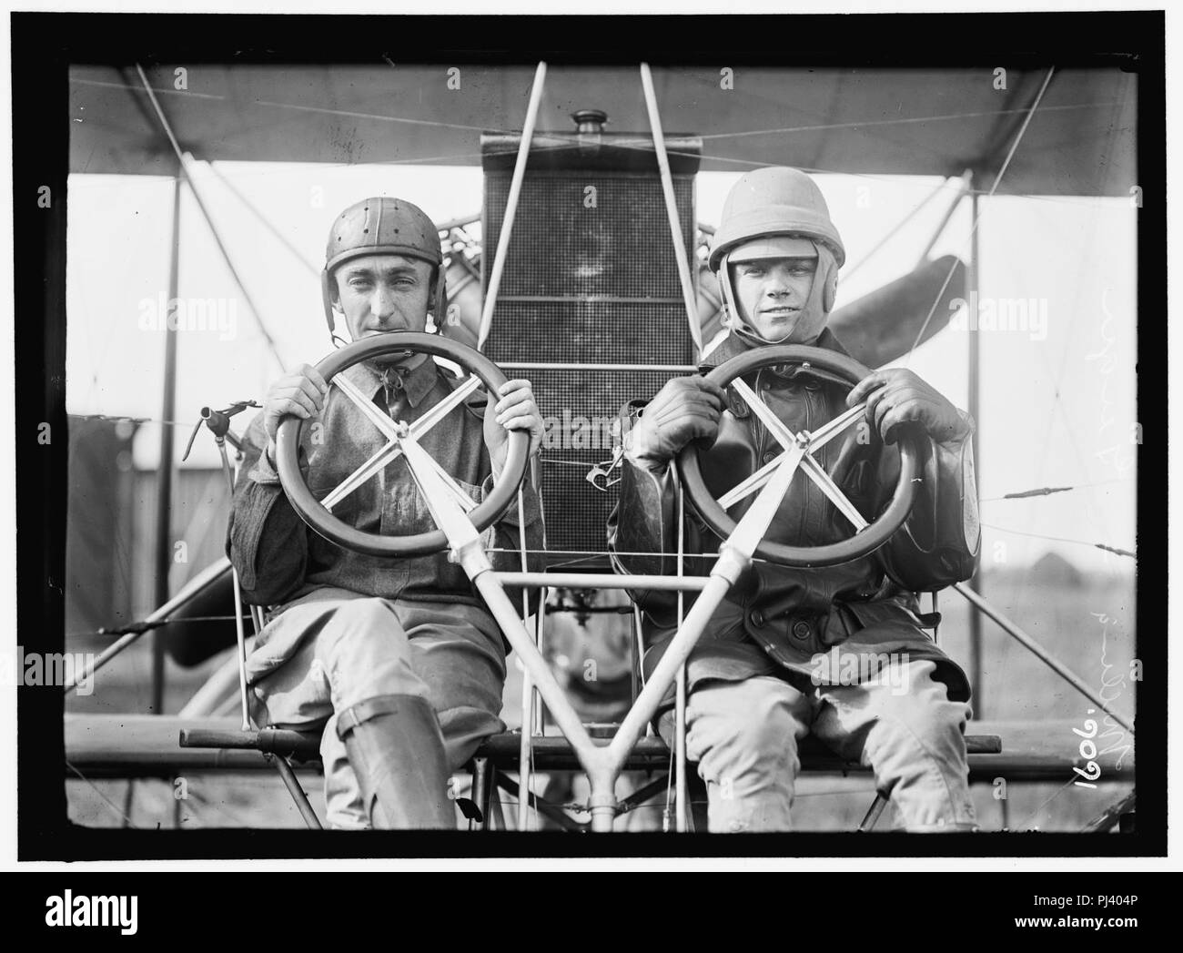 Aviazione, esercito. COLLEGE PARK campo di aviazione, 2a stagione. LT. H. GEIGER, LT. T. rugiada. Fresatura Foto Stock