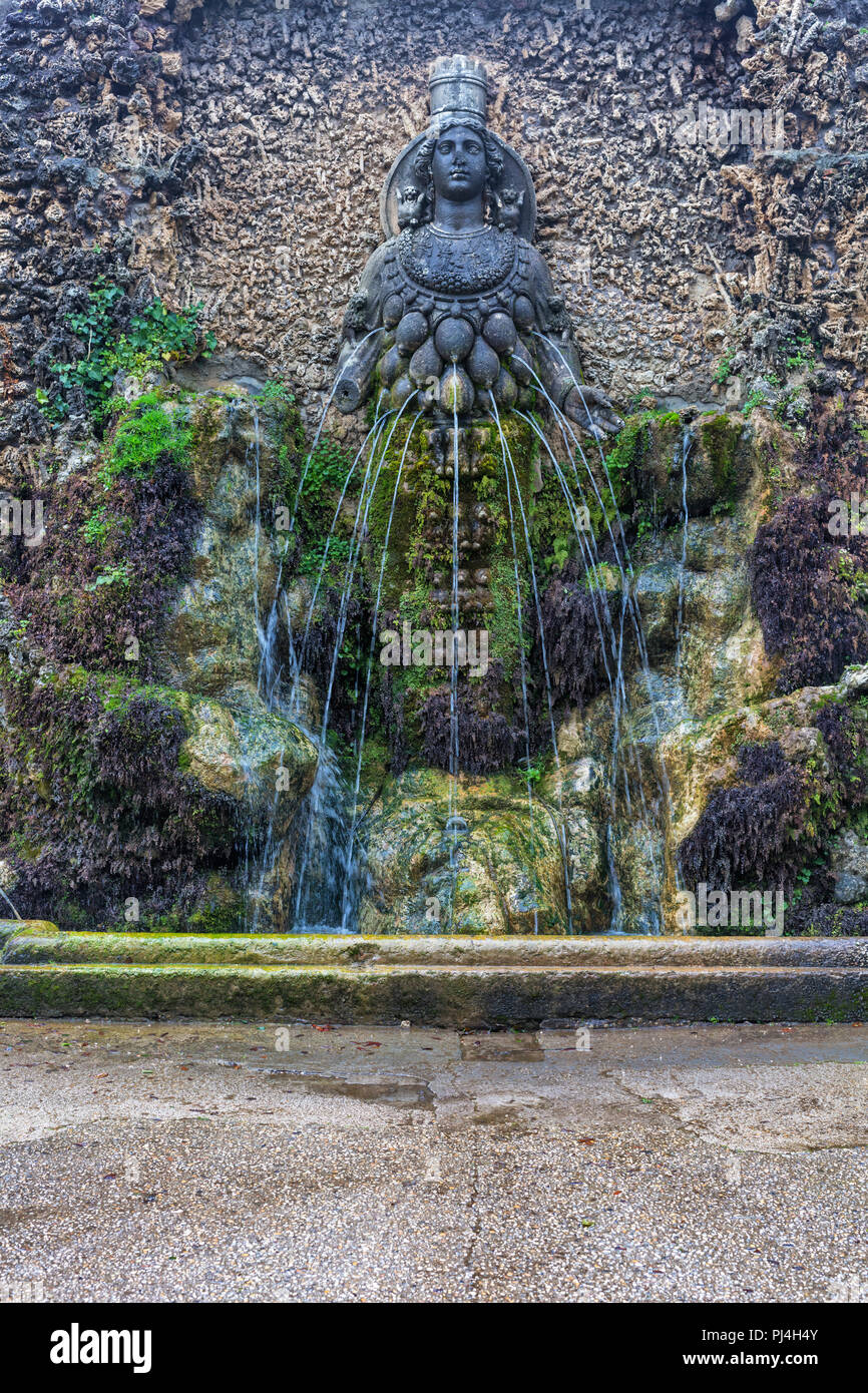 Fontana di Diana di Efeso, Madre Natura, Villa d'Este, Tivoli, Lazio, Italia Foto Stock