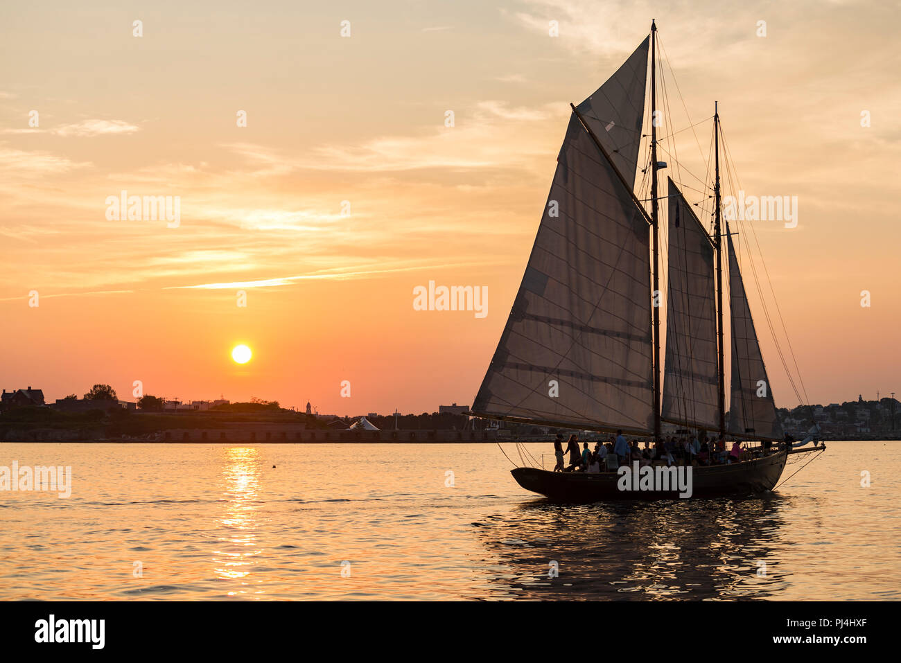 A Tall Ship nel Casco Bay a Portland, Maine Foto Stock