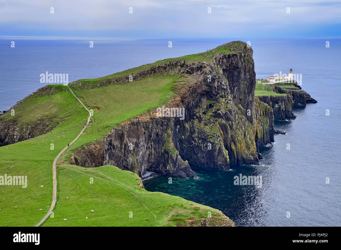 La Scozia, Ebridi Interne, Isola di Skye Neist Point e il suo faro. Foto Stock