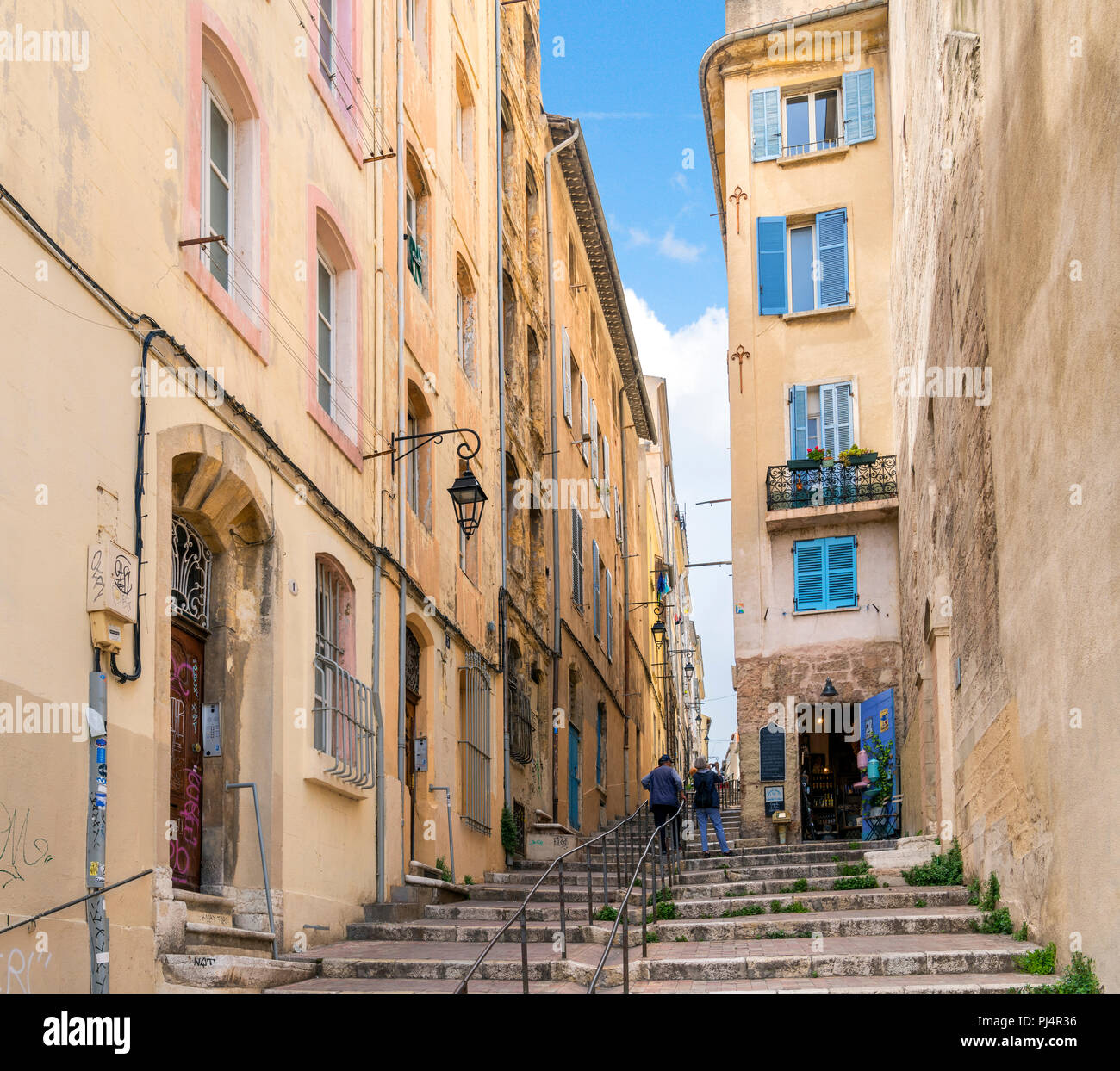 Montée des Accoules scalinata, Le Panier district, Marsiglia, Provence-Alpes-Côte d'Azur, in Francia Foto Stock