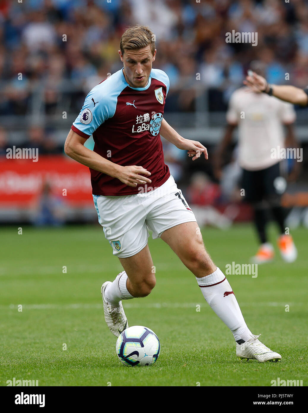 Burnley's Chris Wood durante il match di Premier League a Turf Moor, Burnley. Foto Stock