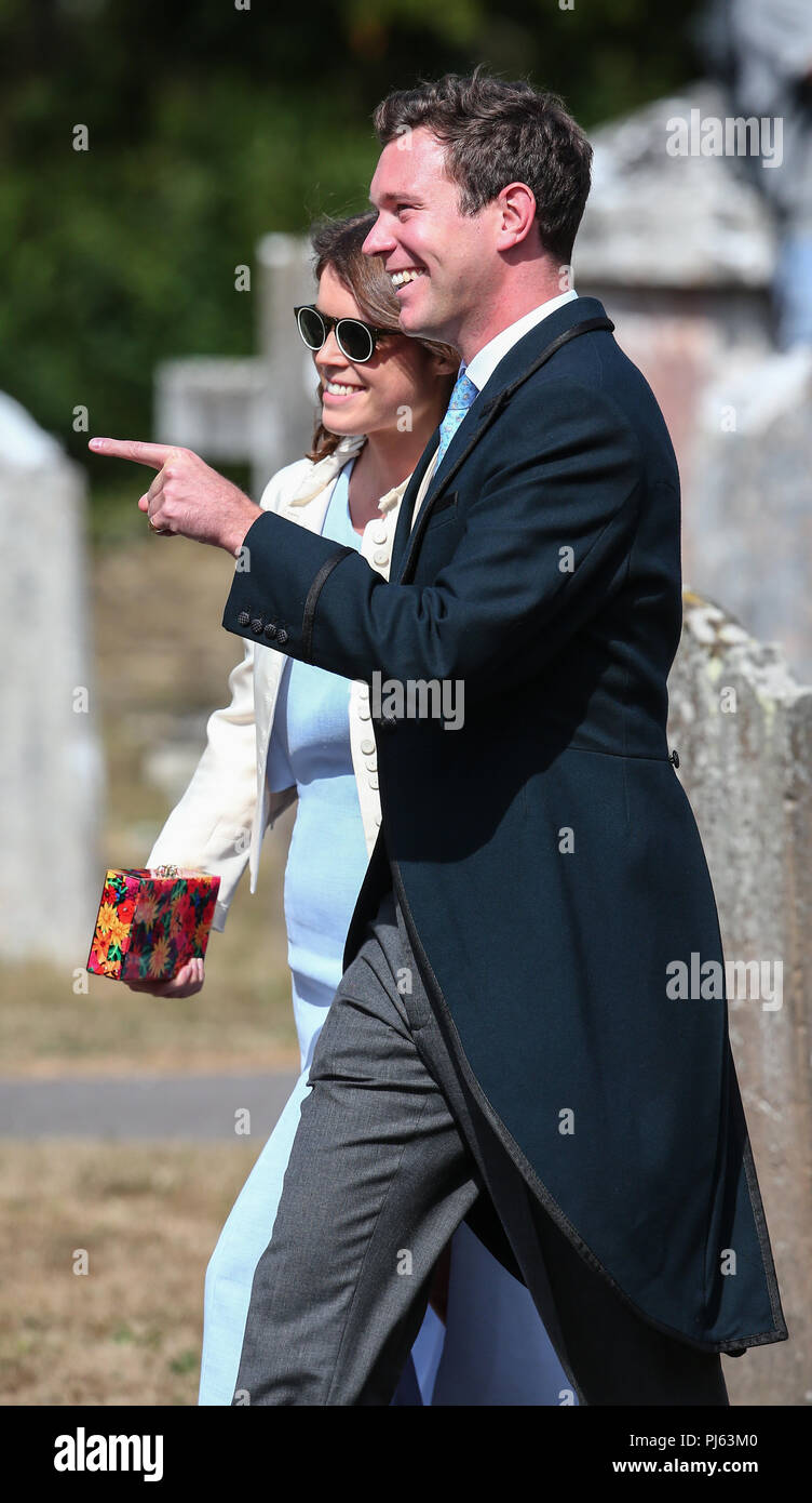 Il matrimonio di Charlie Van Straubenzee e Daisy Jenks a Santa Maria Vergine Chiesa in Frensham dotate: la principessa Eugenie, Jack Brooksbank dove: Frensham, Regno Unito quando: 04 Ago 2018 Credit: John Rainford/WENN Foto Stock