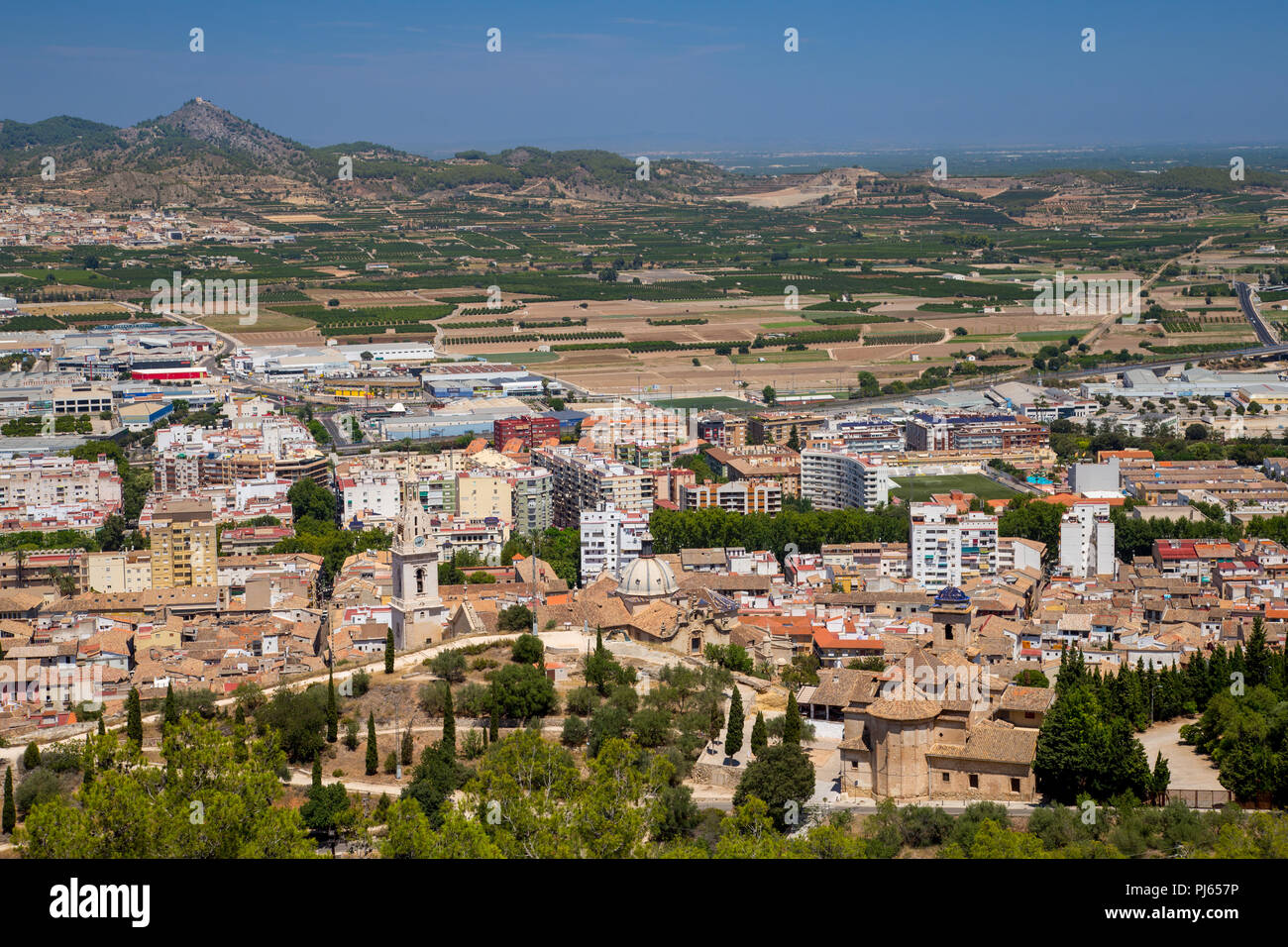 Xativa città visto dalla collina del castello, Comunità Valenciana, Spagna Foto Stock