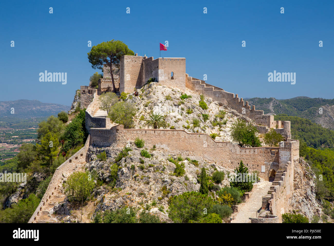 Castello di Xàtiva sulla cima di una collina che si affaccia sulla città, Comunità Valenciana, Spagna Foto Stock