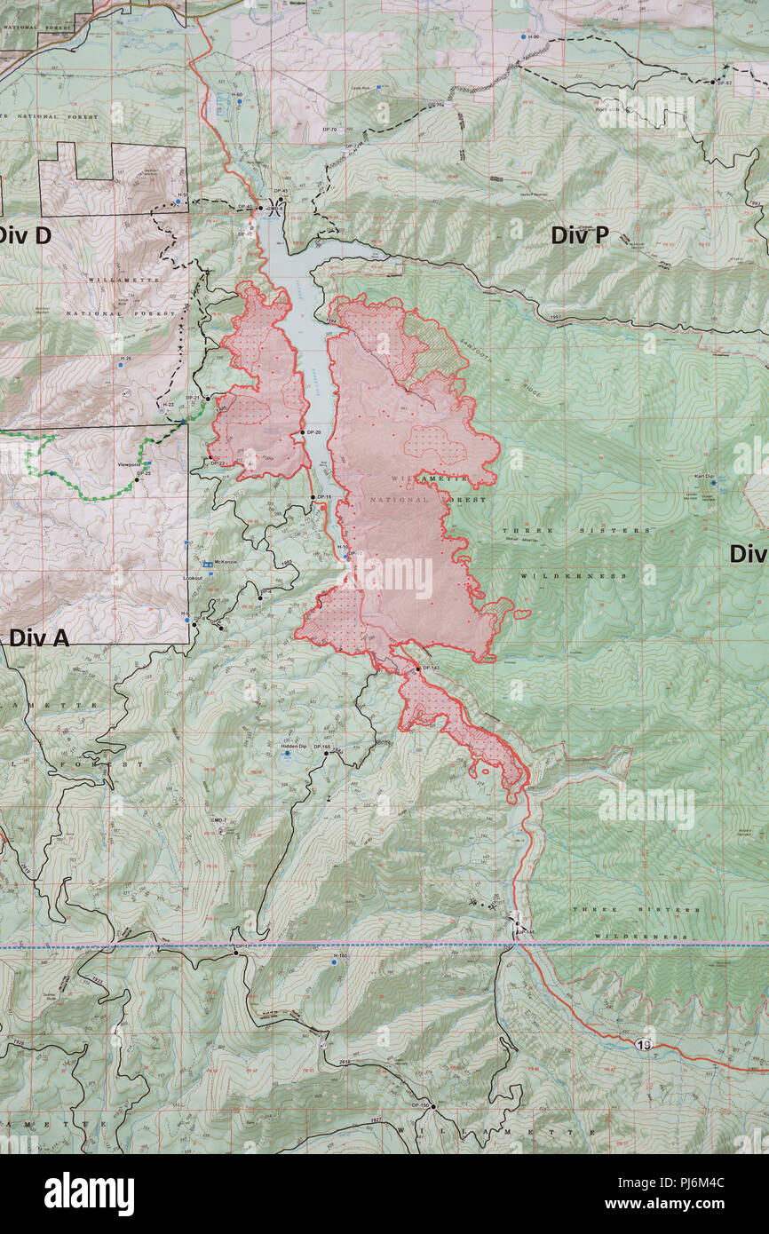 Terwilliger Fire Camp o, Stati Uniti d'America - 30 agosto 2018: Dettaglio Mappa del fuoco Terwilliger, attualmente viene effettuata la combustione di più di 8000 acri di Willamette Nationa Foto Stock