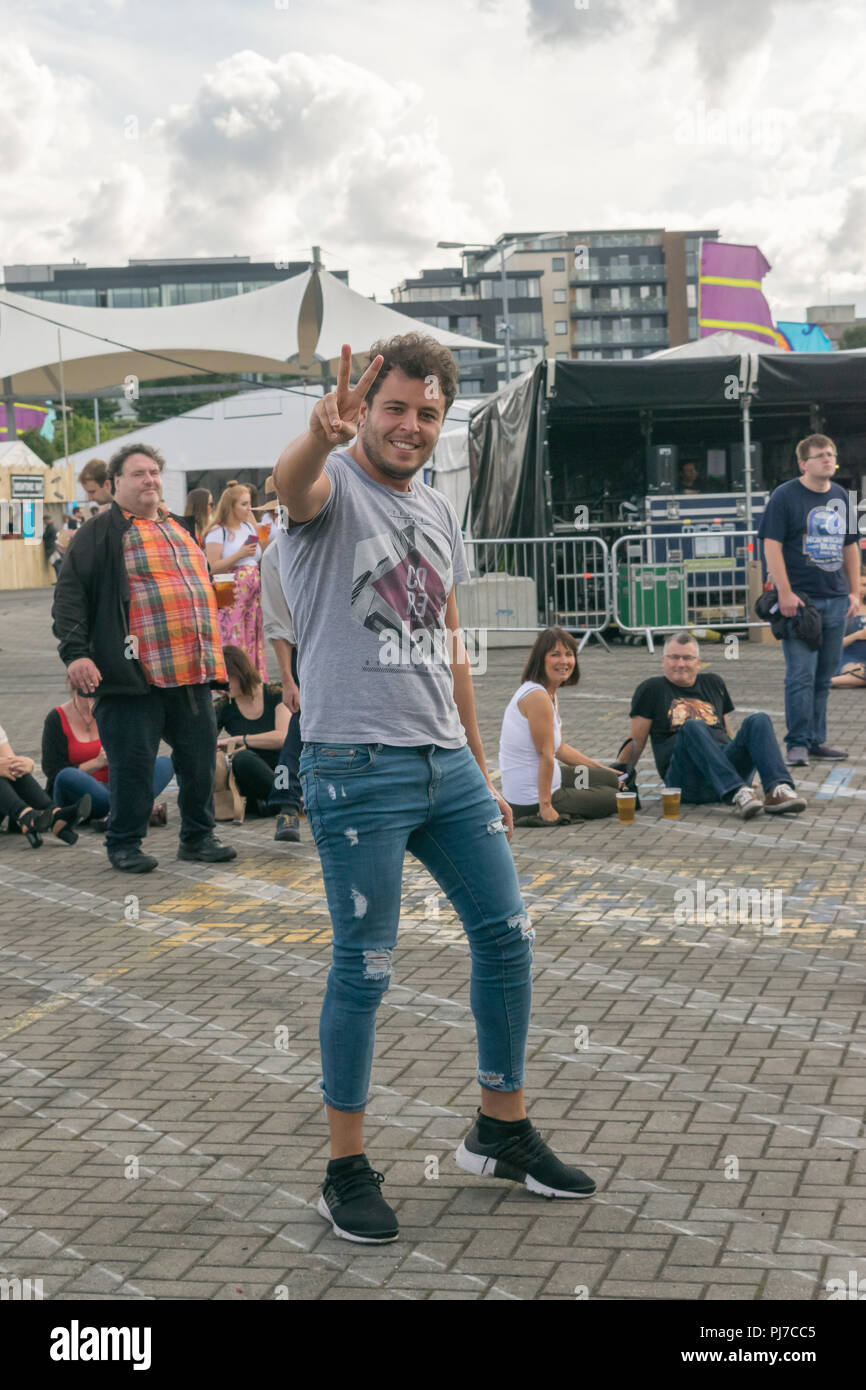 Dun Laoghaire, Irlanda. Il 3 agosto, 2018. Persone divertendosi al BeatYard Festiva Credito: Fabrice Jolivet Foto Stock