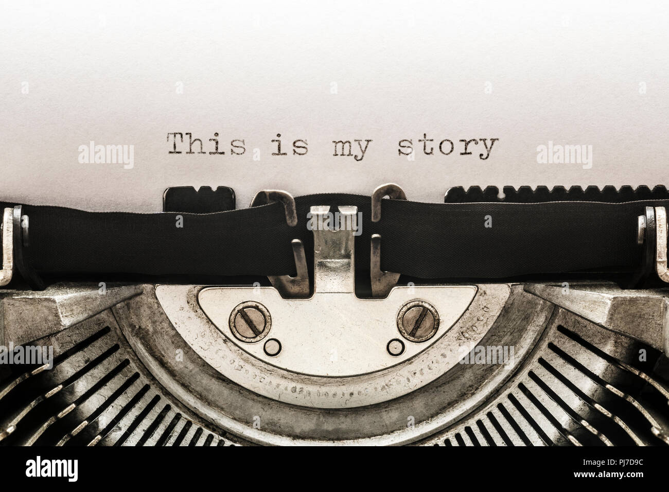 Questa è la mia storia digitata su una macchina da scrivere vintage Foto Stock