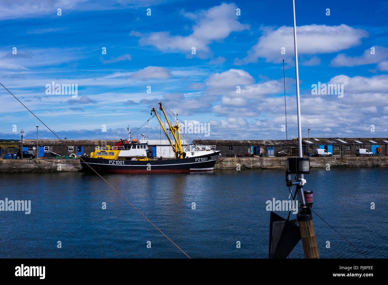 Porto di Newlyn, uno dei più grandi porti di pesca, Cornwall, England, Regno Unito Foto Stock